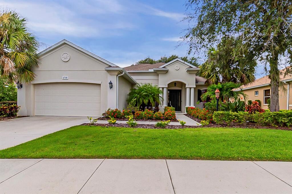 Property Photo:  6718 Pirate Perch Trail  FL 34202 