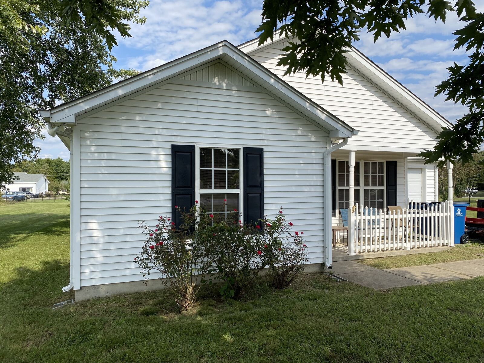 Property Photo: 106 W Crawford Ct TN 37020