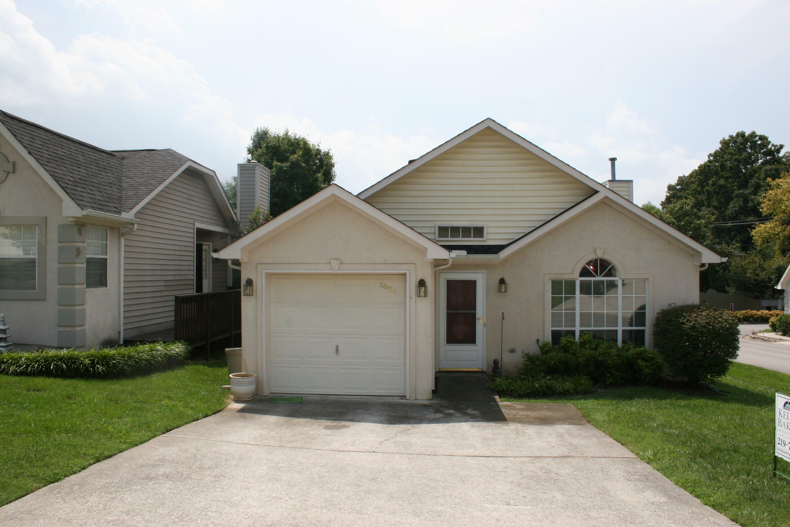 Property Photo:  1624 Chenoweth Circle  TN 37909 