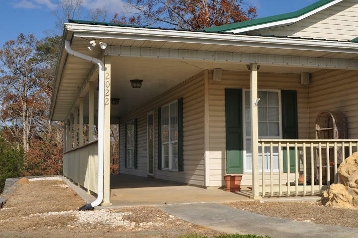 Property Photo:  2022 Grey Ridge Rd  TN 37801 