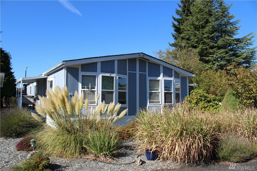 Property Photo:  921 S 3rd Ave 30  WA 98382 