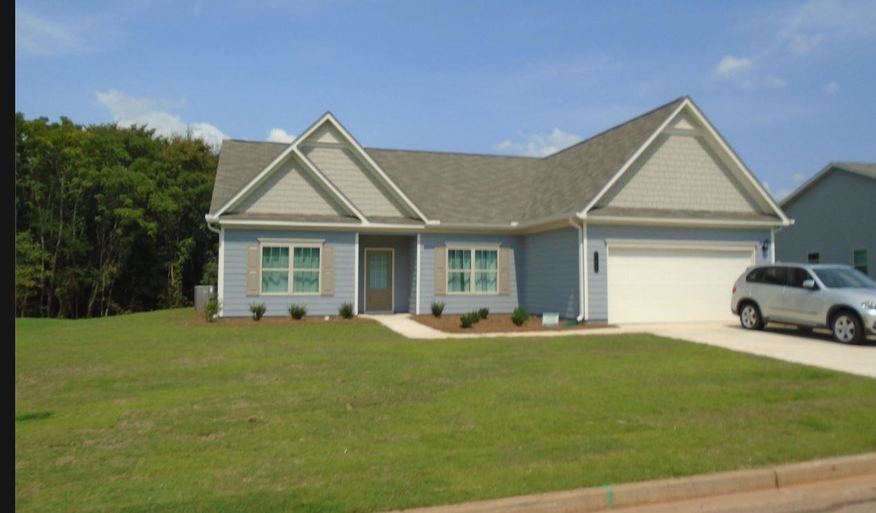 Property Photo: 106 Kaitlyn Circle GA 31024
