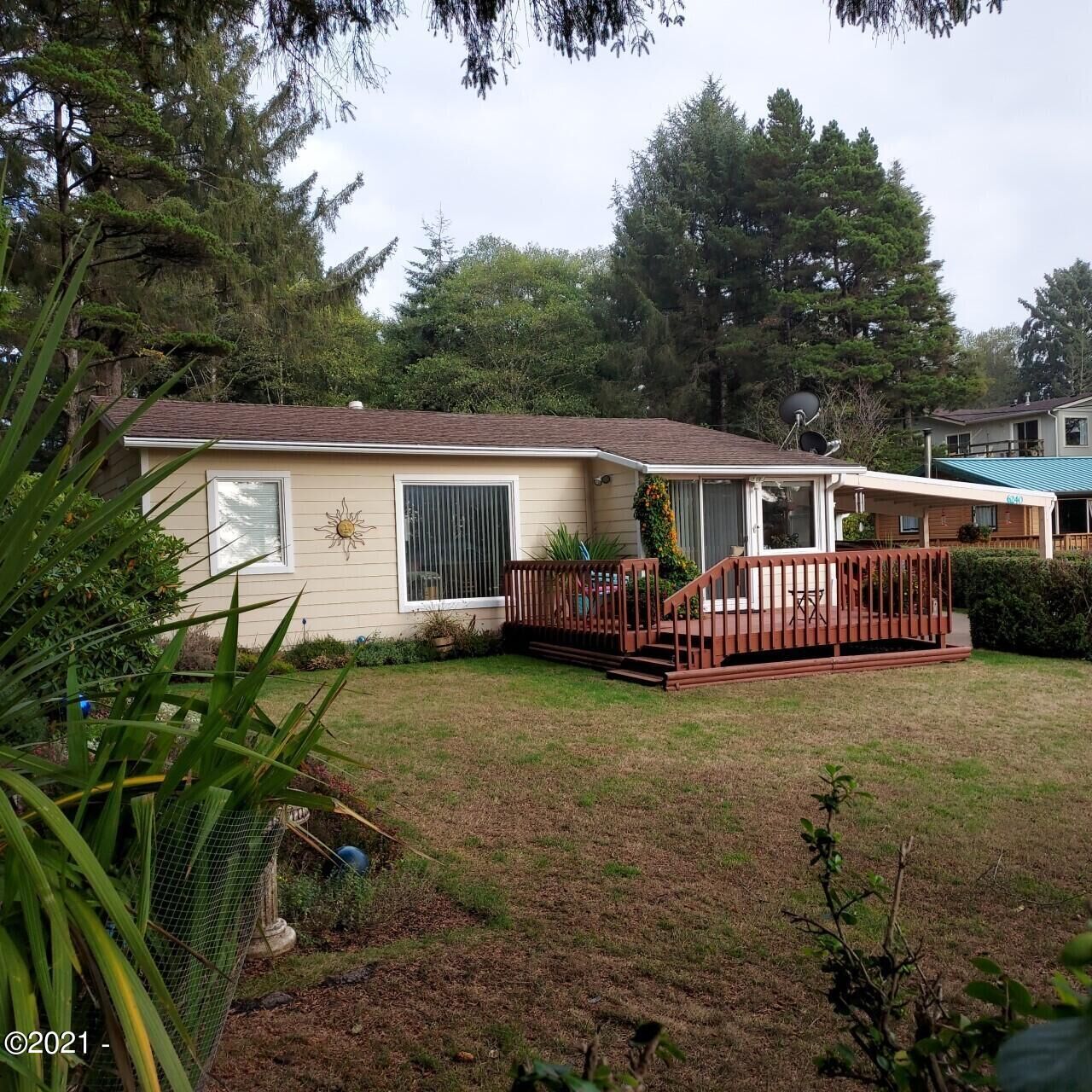 Property Photo:  6240 NE Oar Drive  OR 97367