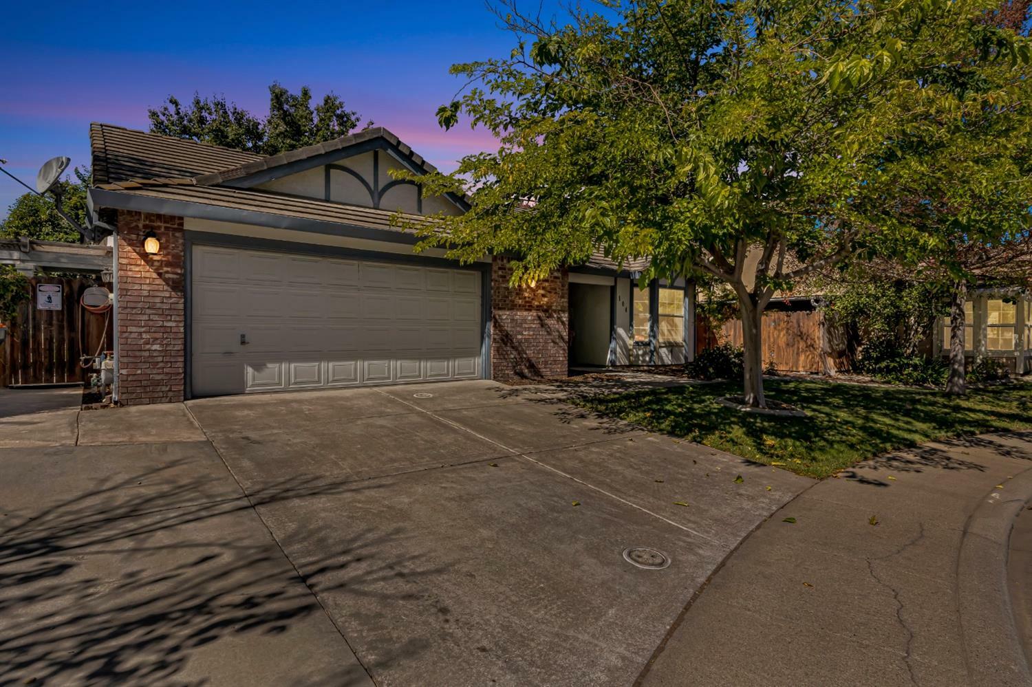 Property Photo:  104 Silver Spruce Court  CA 95632 