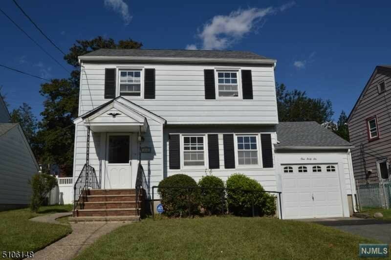 Property Photo:  146 Birchwood Drive  NJ 07109 