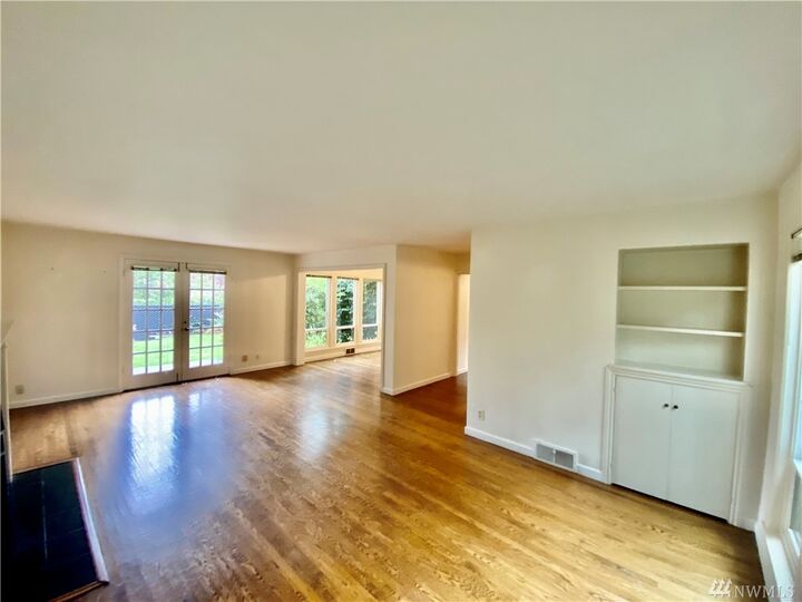 Property Photo: 2138 Boyer Ave E WA 98112
