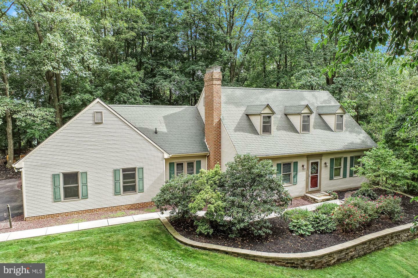 Property Photo: 5374 Field Pointe Drive PA 17362