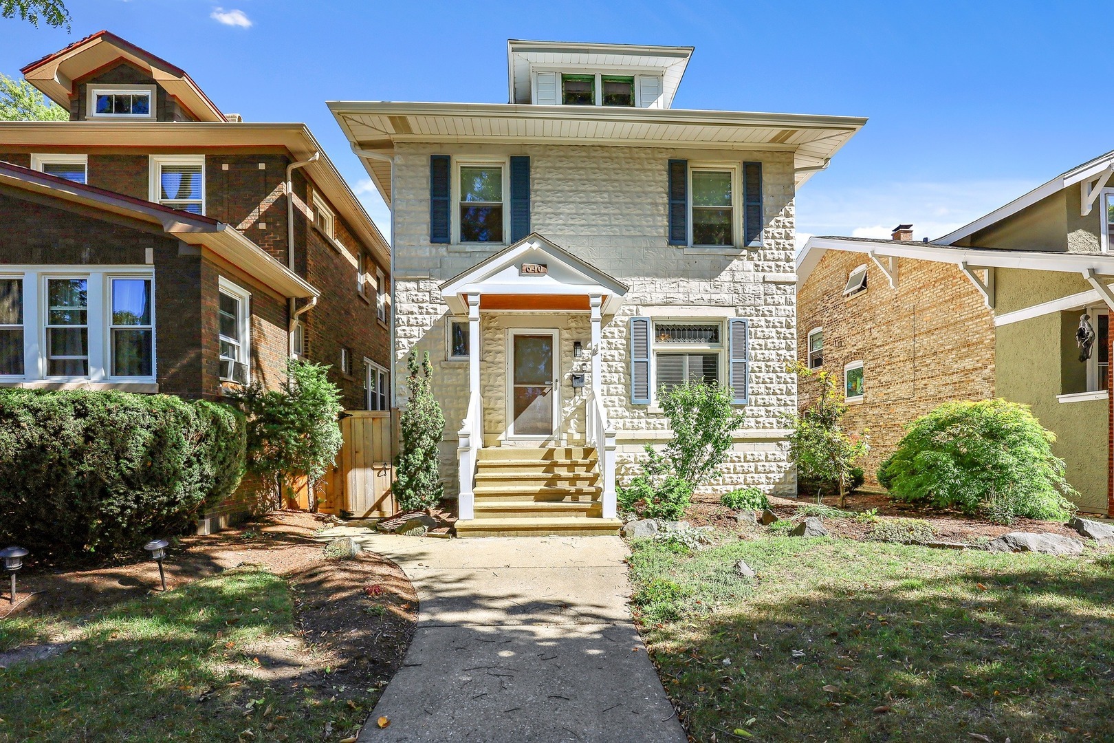 Property Photo: 640 S Euclid Avenue IL 60304