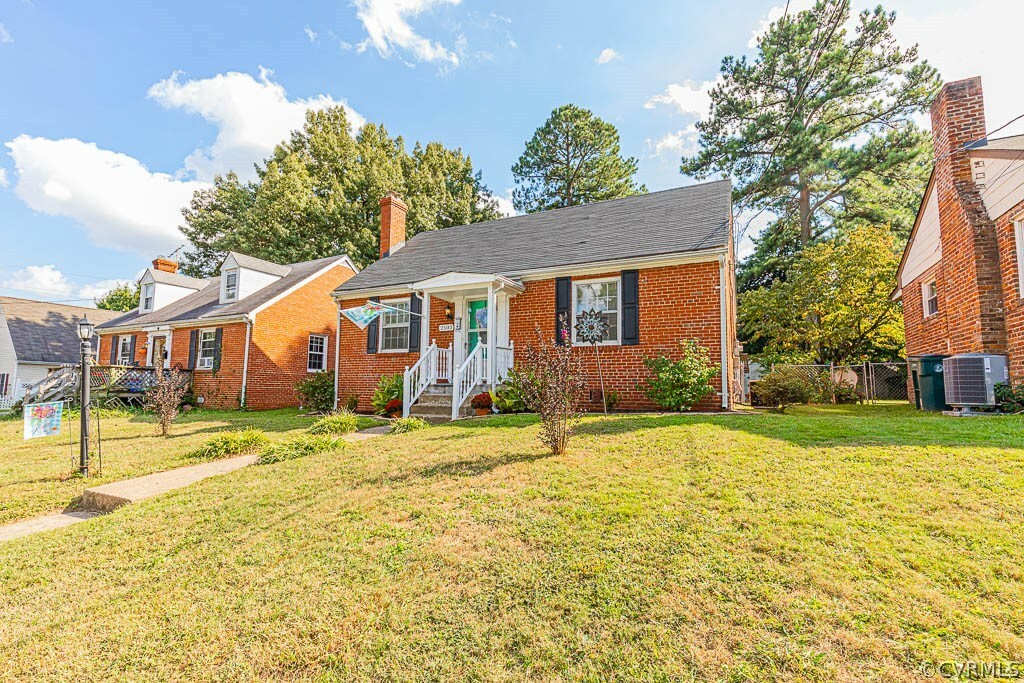 Property Photo: 2503 Irisdale Avenue VA 23228