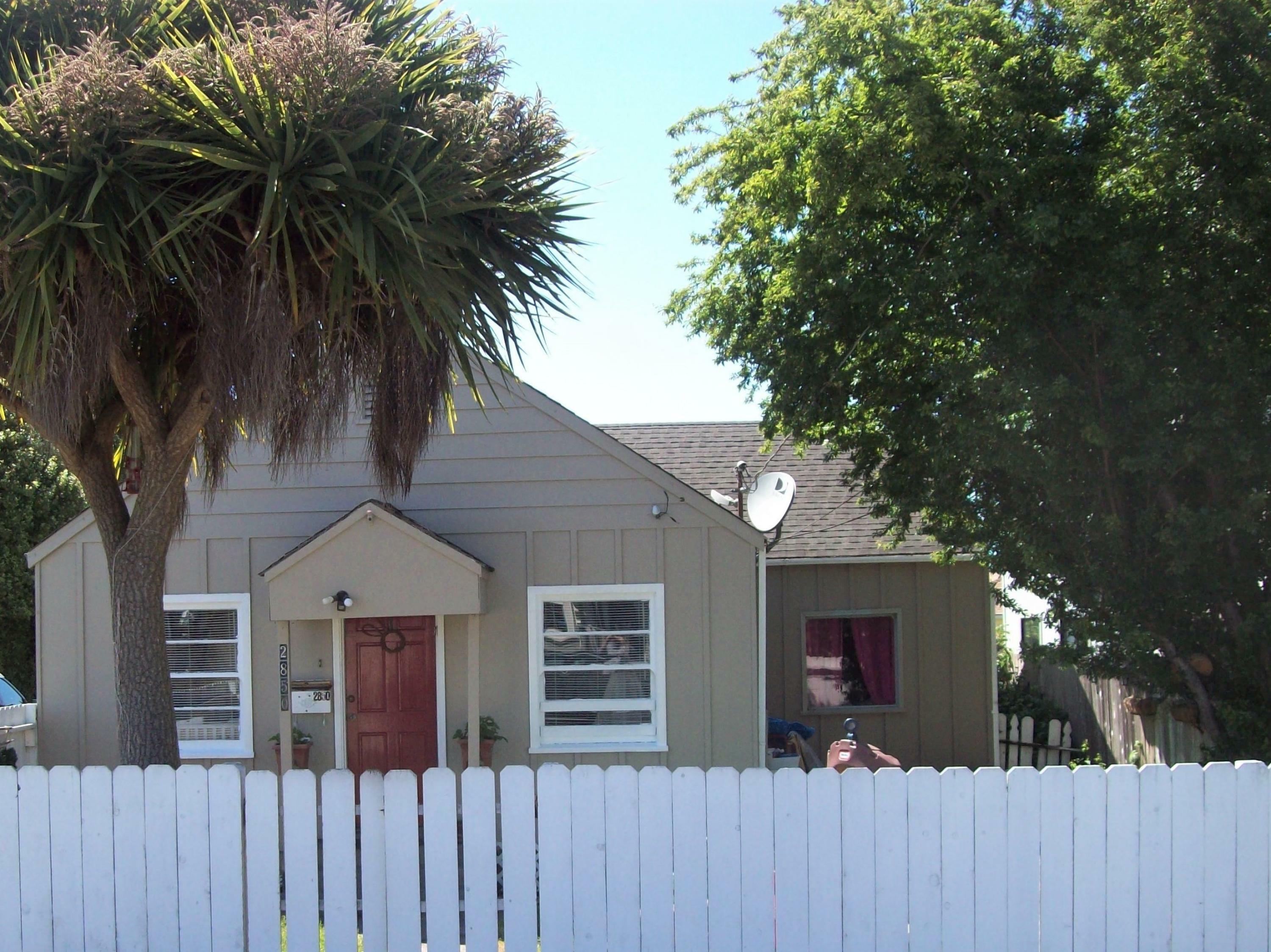 Property Photo:  2850 Summer Street  CA 95501 