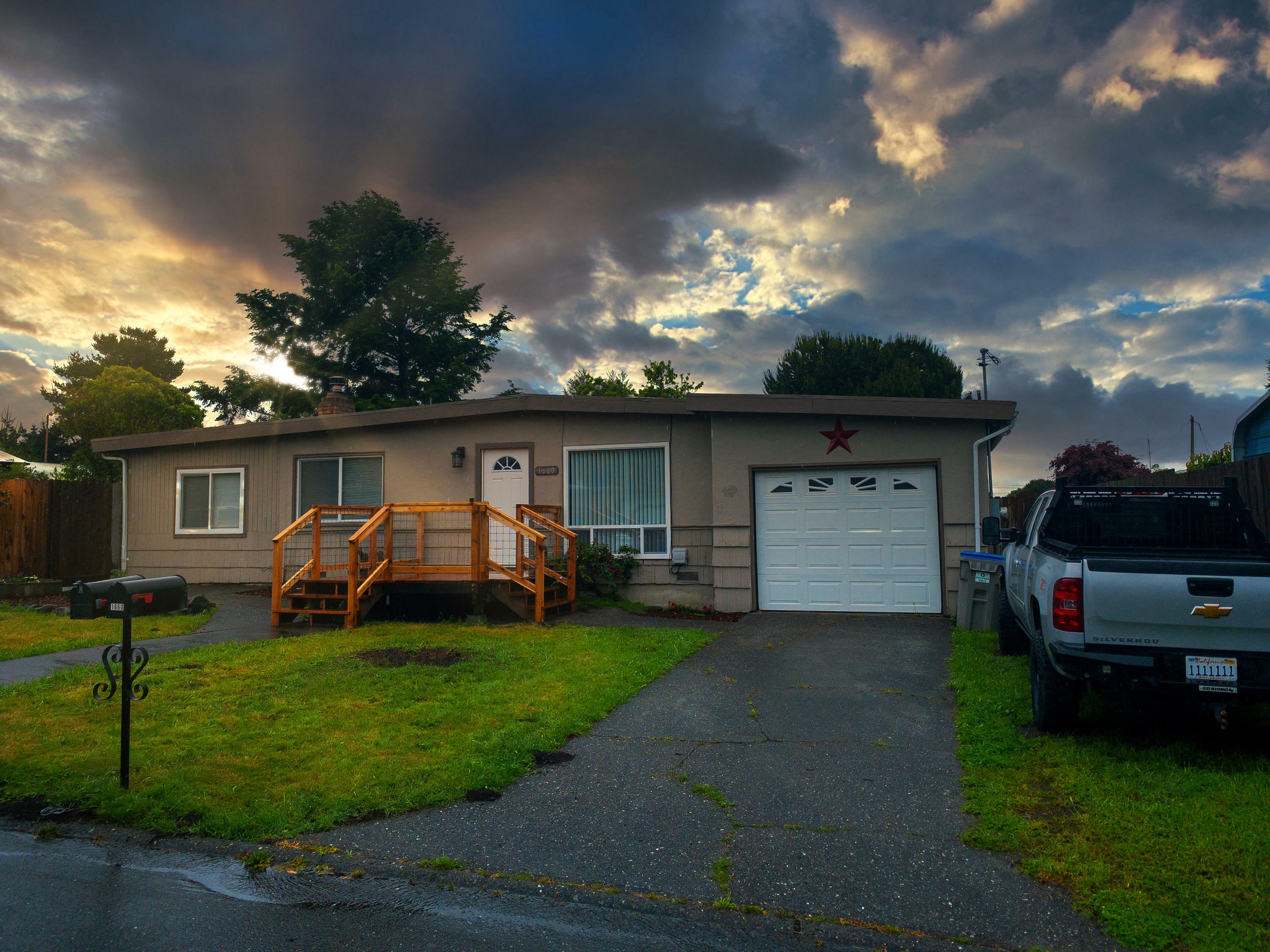 Property Photo: 1660 Ronald Avenue CA 95540