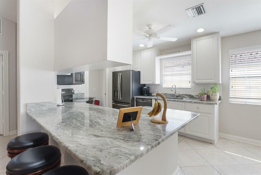 Property Photo:  7548 Pesaro Drive 2B  FL 34238 