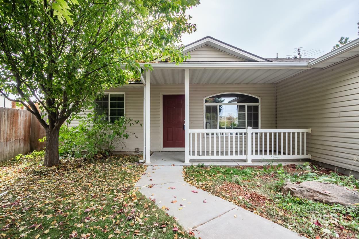 Property Photo:  3940 E Greensprings Ct.  ID 83686 