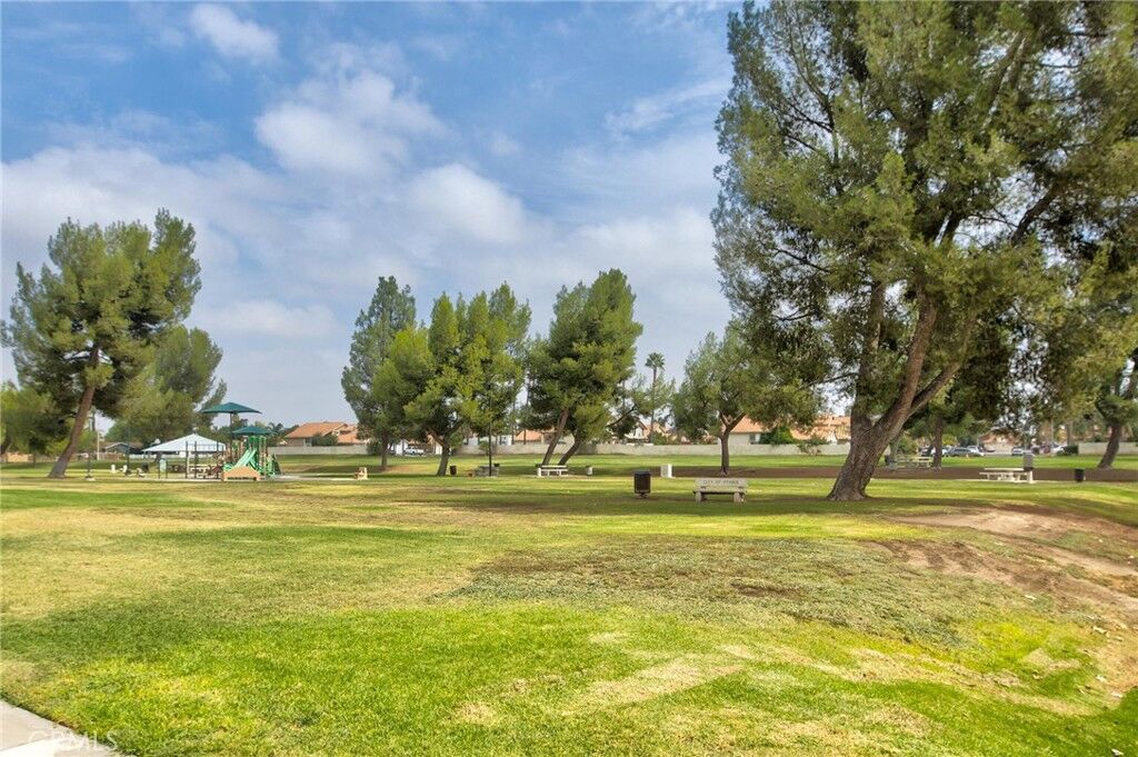 Property Photo: 191 Oaktree Drive CA 92571