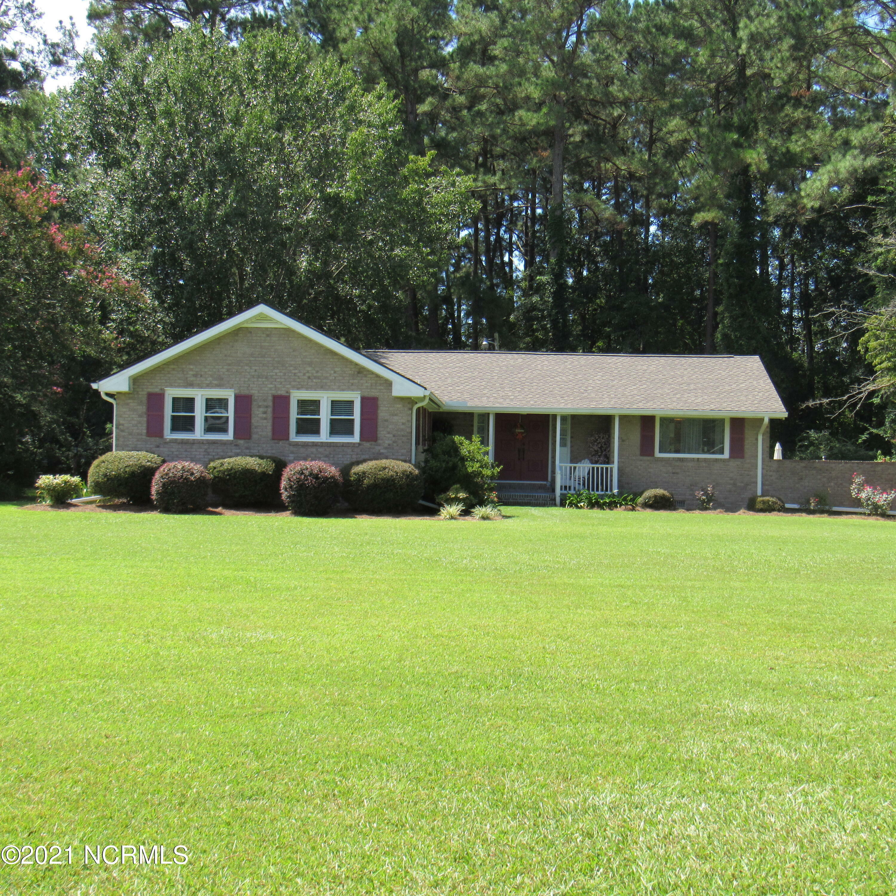 Property Photo:  1626 Merritt Road  NC 28472 