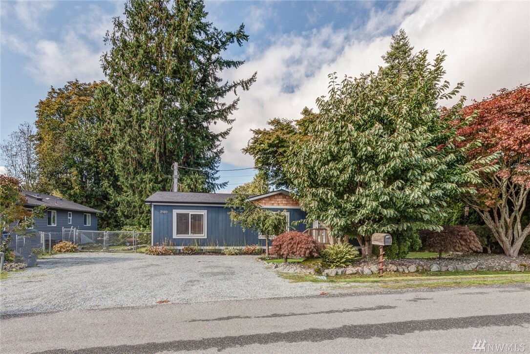 Property Photo:  3188 Glacier Lane  WA 98282 