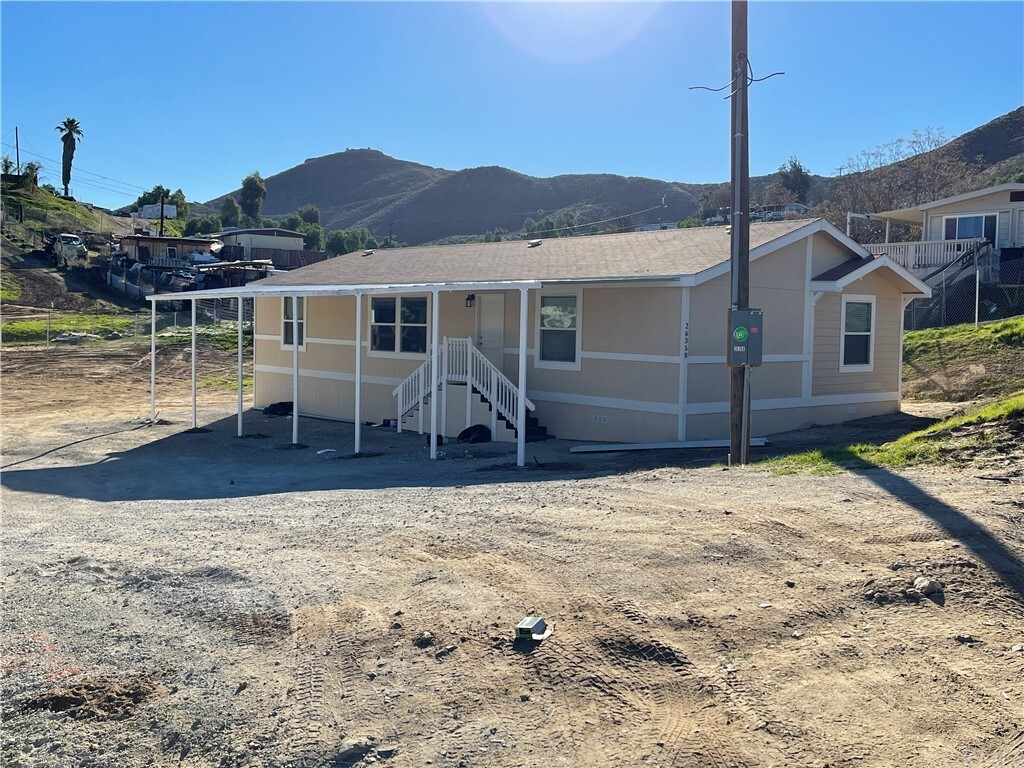 Property Photo: 26358 Young Lane CA 92548