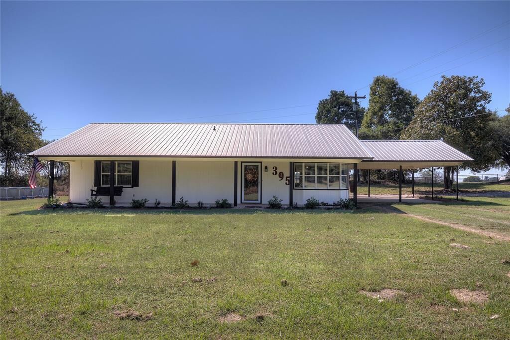 Property Photo:  395 County Road 2450  TX 75482 