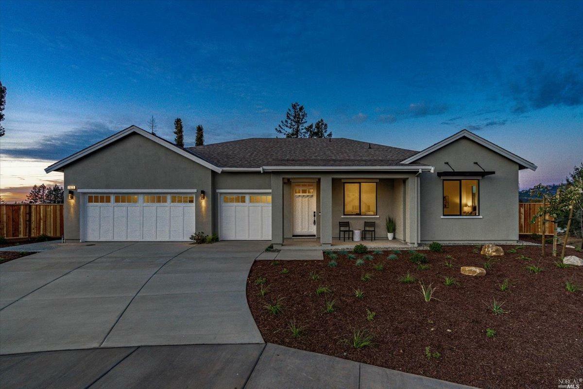 Property Photo:  2023 Eagle Court  CA 95403 