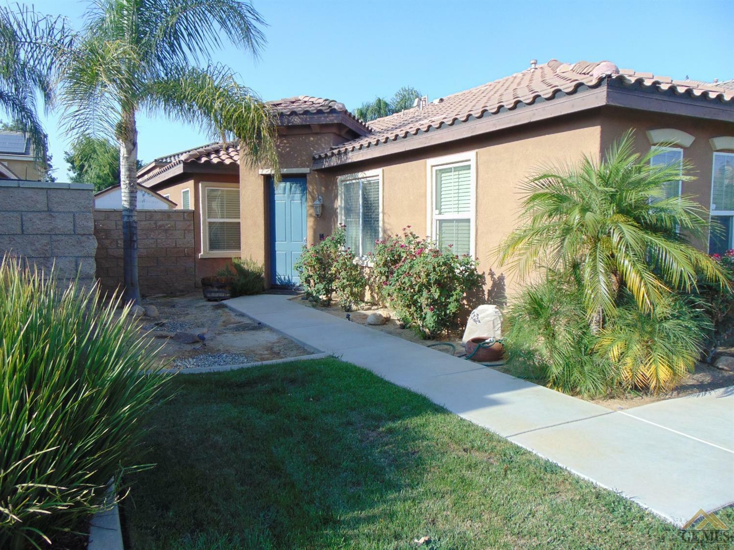 Property Photo:  9710 Oporto Way  CA 93306 