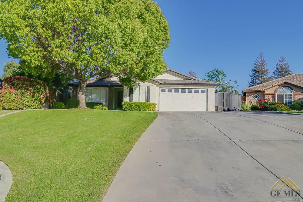 Property Photo:  5100 Natchez Lane  CA 93312 