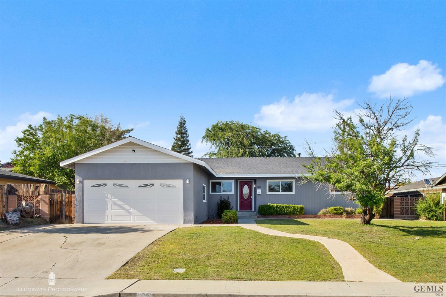 Property Photo:  1000 Devore Avenue  CA 93308 