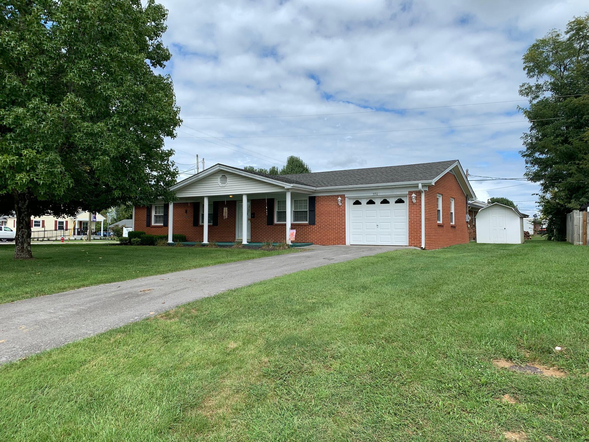 Property Photo: 370 Lee Drive KY 40484