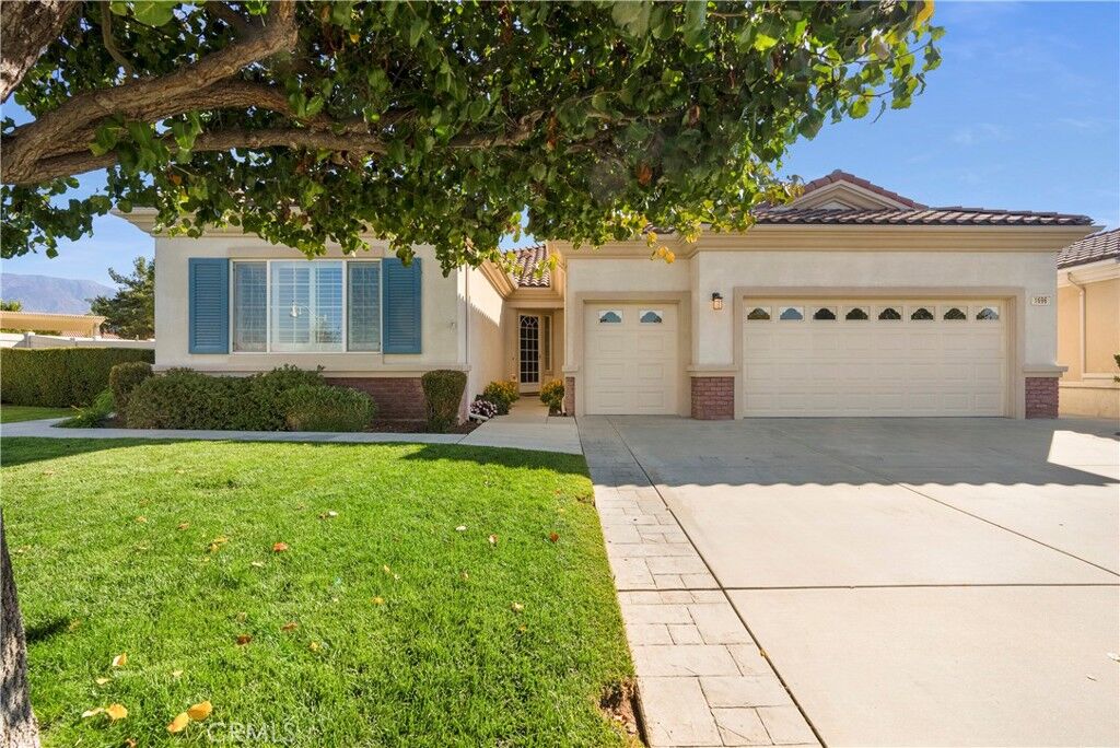 Property Photo: 1696 Woodlands Road CA 92223