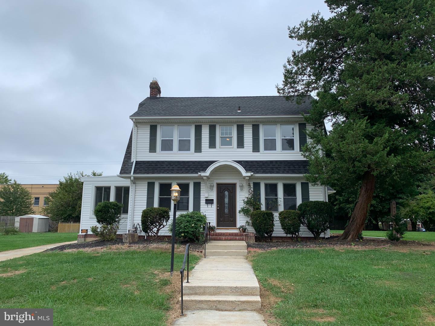 615 Colonial Avenue  York PA 17403 photo