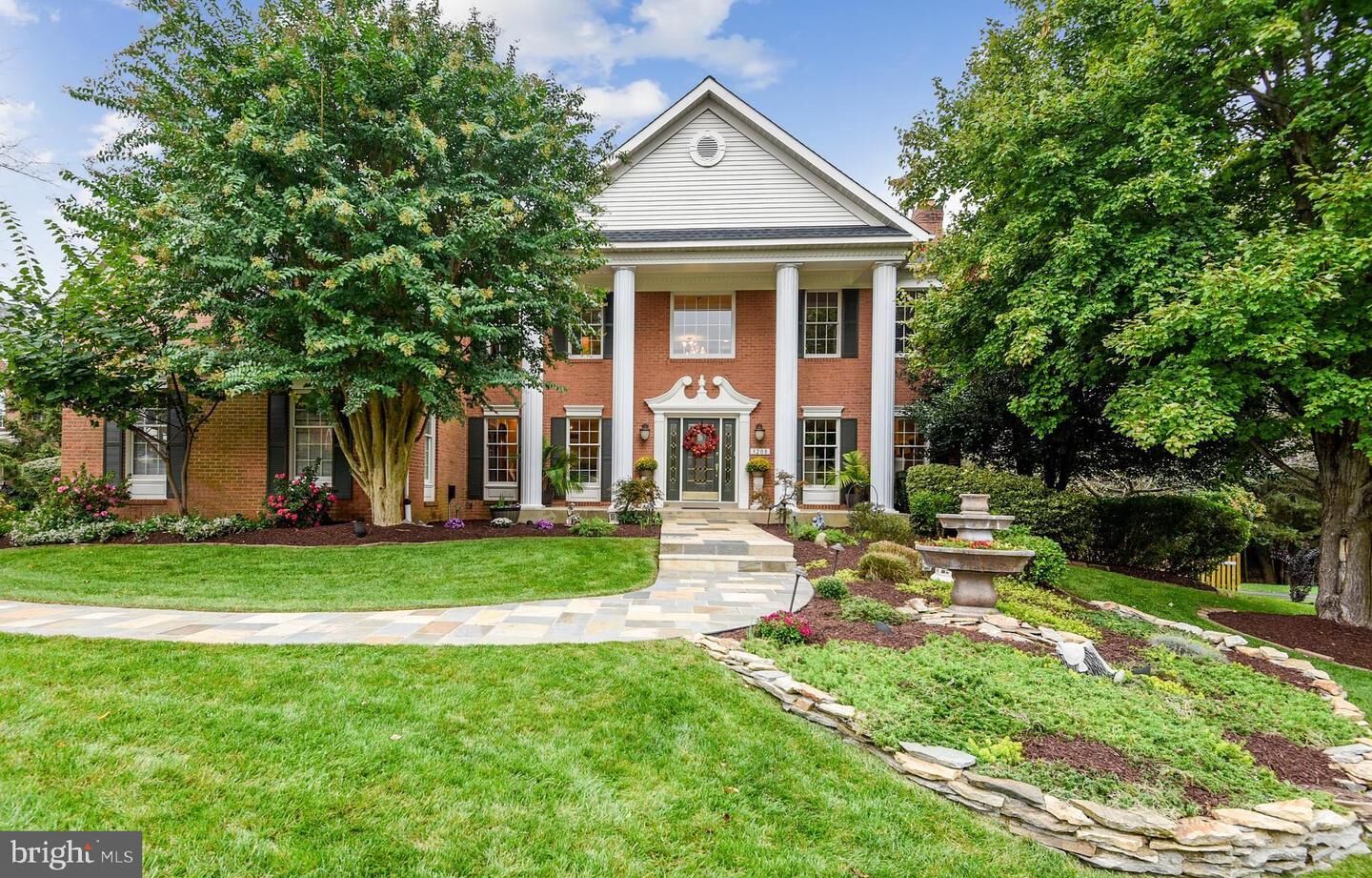 Property Photo: 3208 Spring Rain Court VA 20171