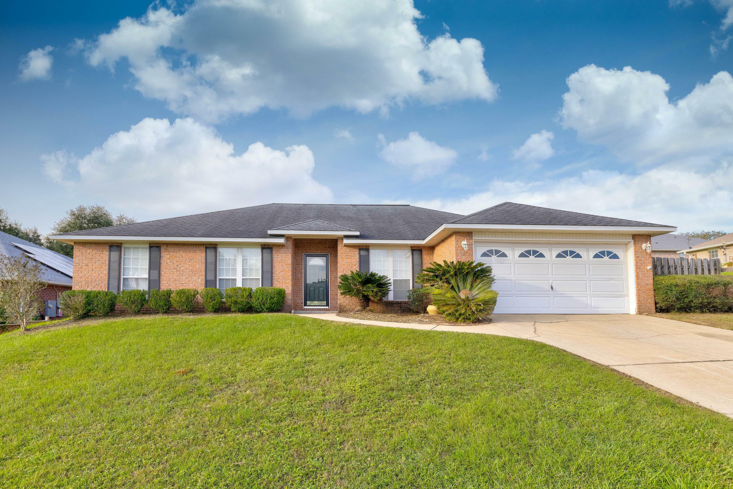 Property Photo:  726 Denise Drive  FL 32536 