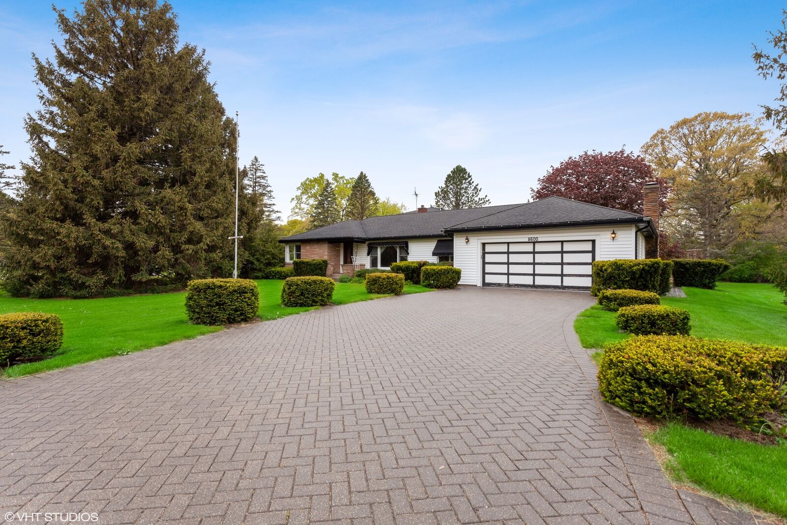 Property Photo:  8600 Wolf Road  IL 60527 