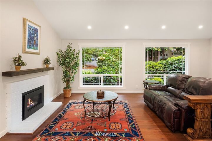 Property Photo: 16213 197th Avenue NE WA 98077