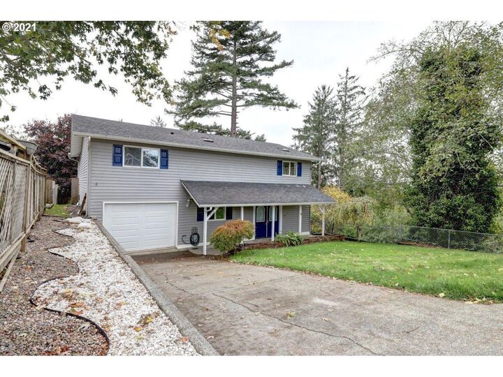 903 Clatsop Ave  Astoria OR 97103 photo