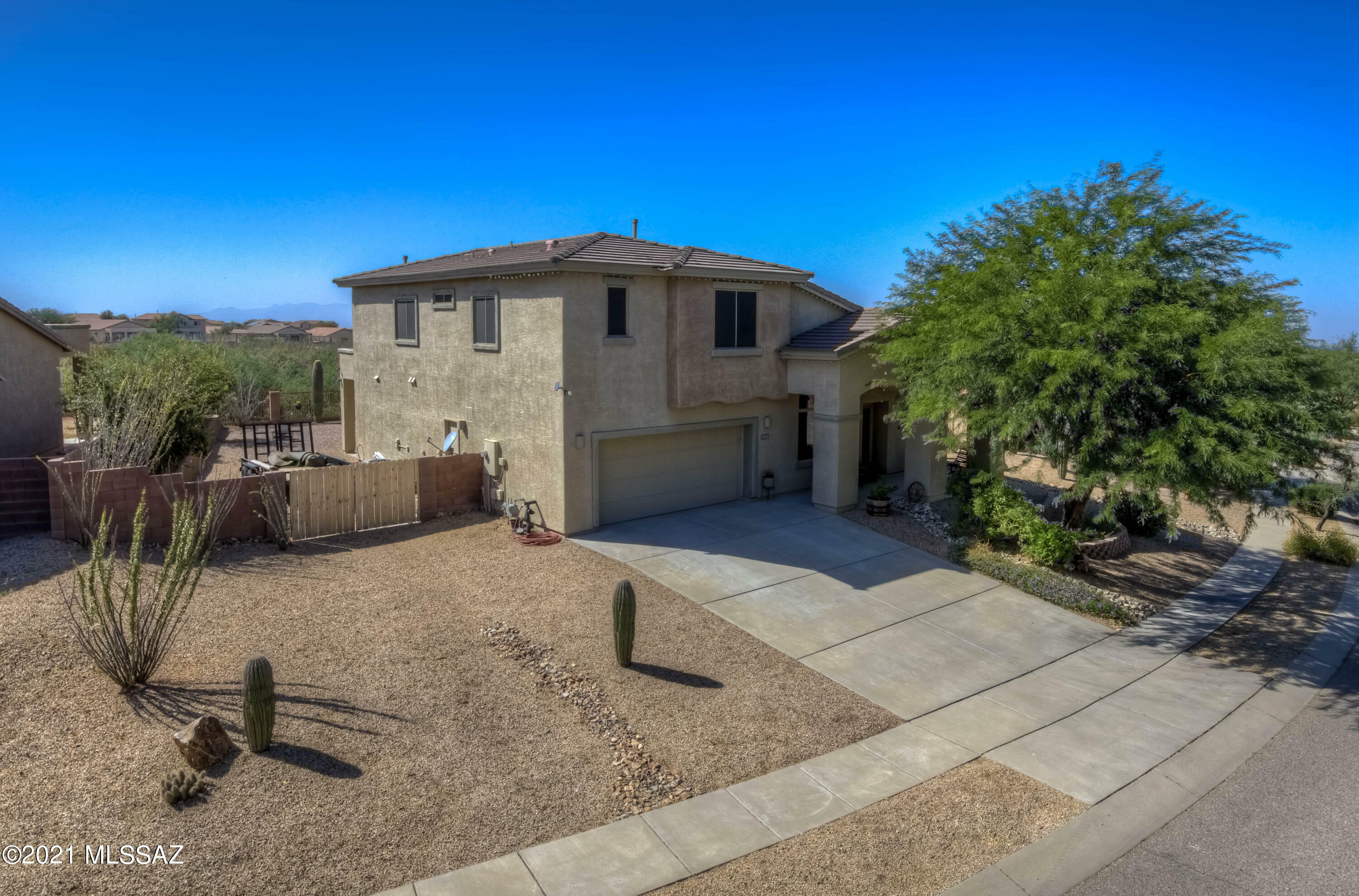 Property Photo:  17510 S Indigo Crest Pass  AZ 85641 