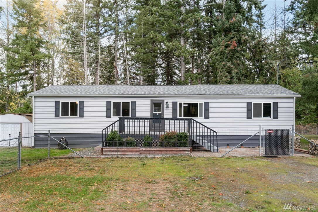 Property Photo:  4711 350th St Ct S  WA 98580 