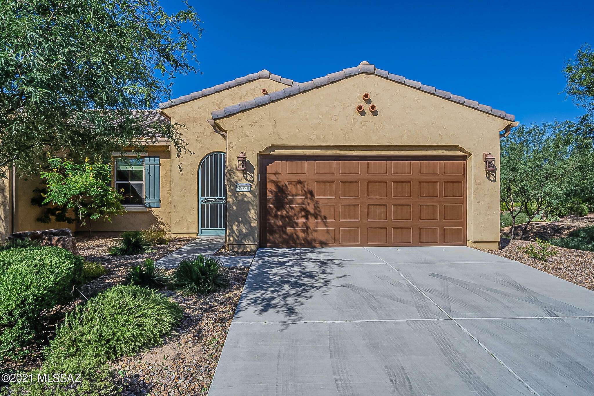 Property Photo:  1767 E Mule Springs Drive  AZ 85614 