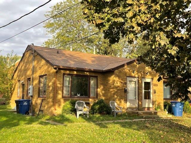 Property Photo:  1904 52nd Street  IA 50310 