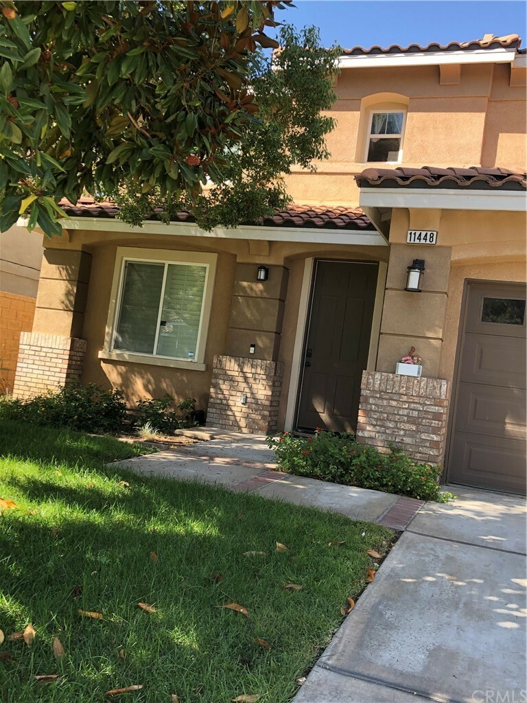 Property Photo:  11448 Bartlett Way  CA 92337 