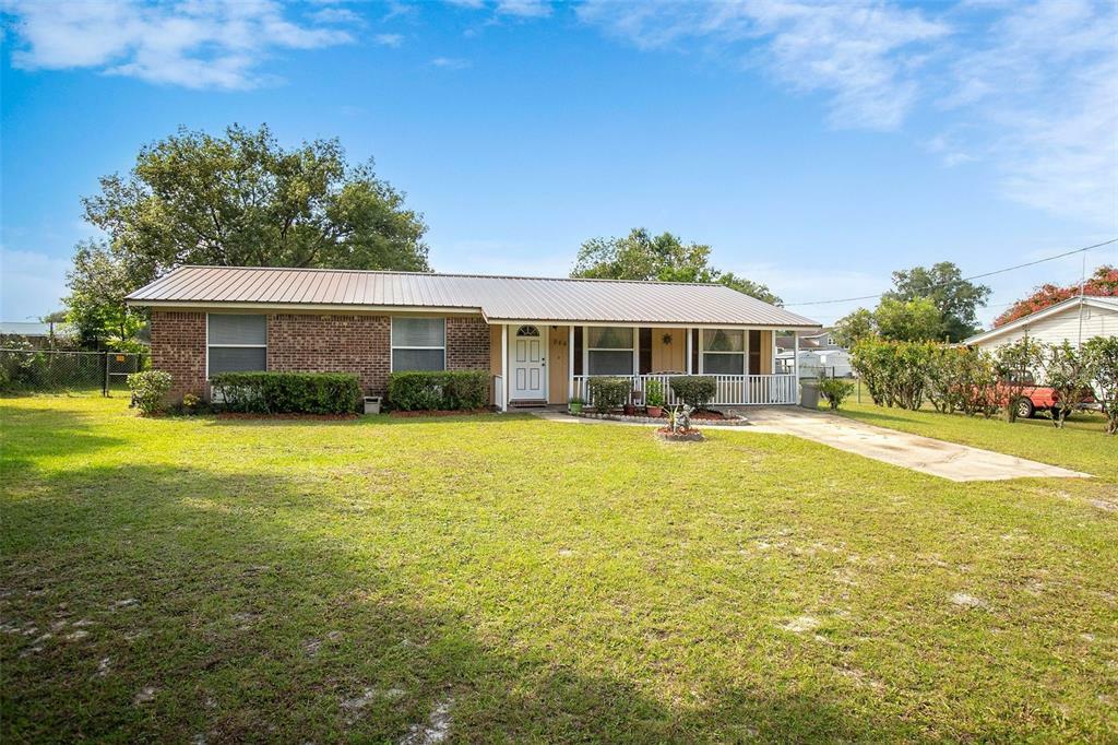 Property Photo:  944 Lake Helen Osteen Road  FL 32744 