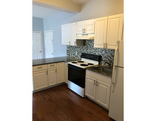 Property Photo: 357 Main St. 3 MA 02601