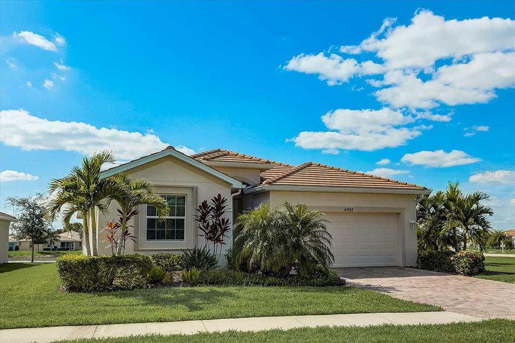 Property Photo:  4993 Brittain Way  FL 34287 