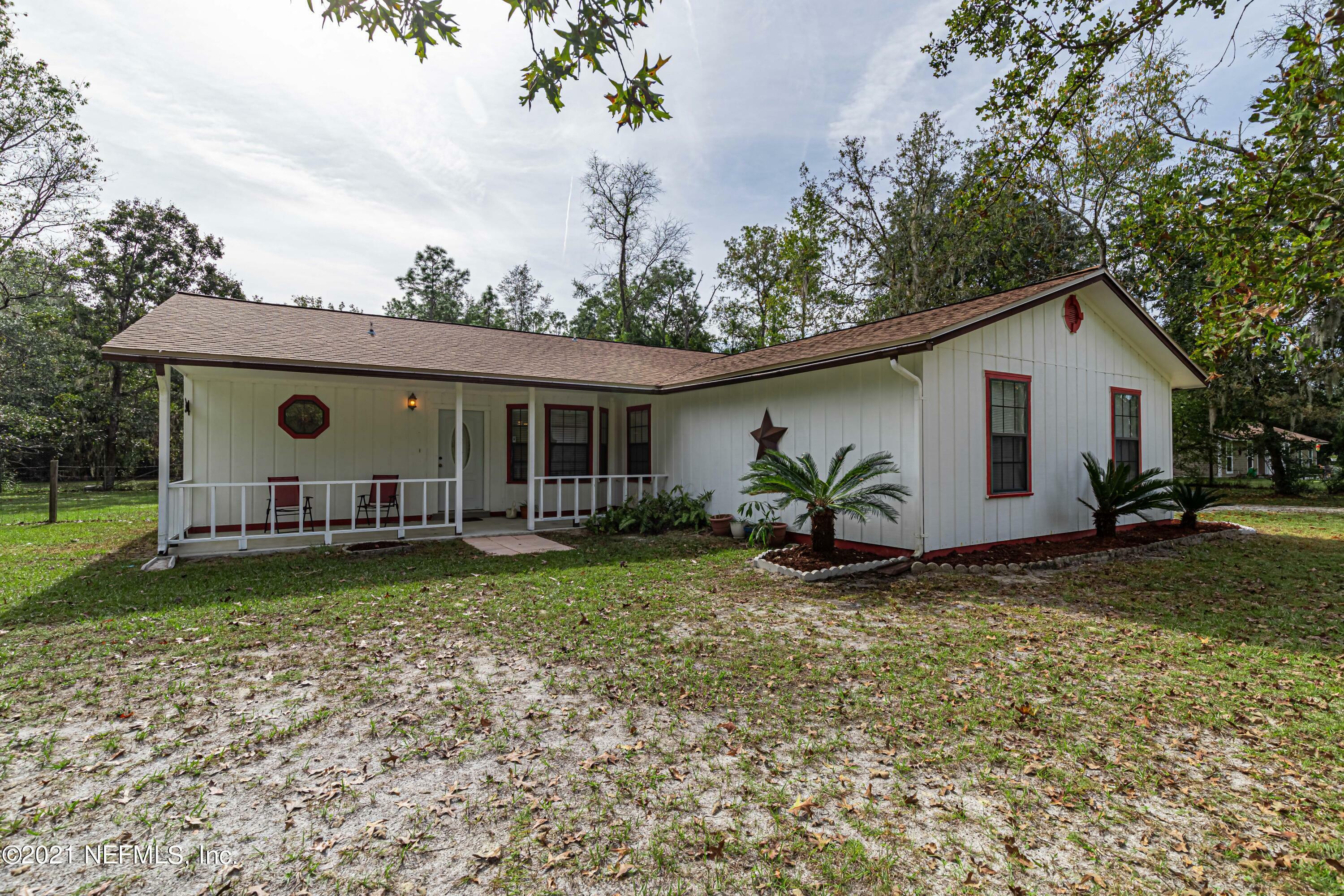 Property Photo:  4655 Armadillo Street  FL 32068 