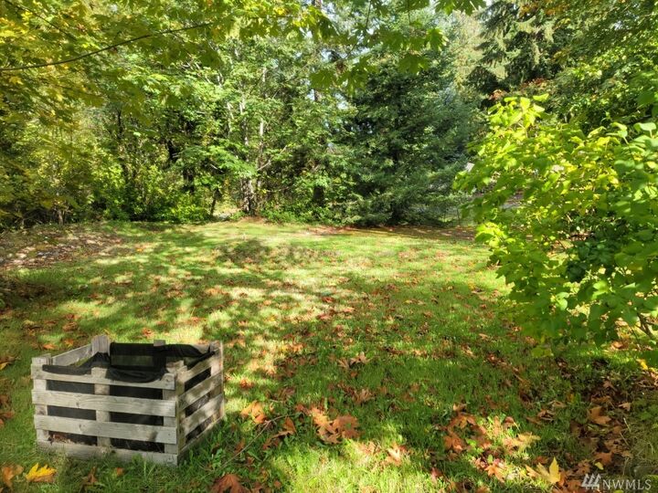 Property Photo: 9613 353rd Place SE WA 98065
