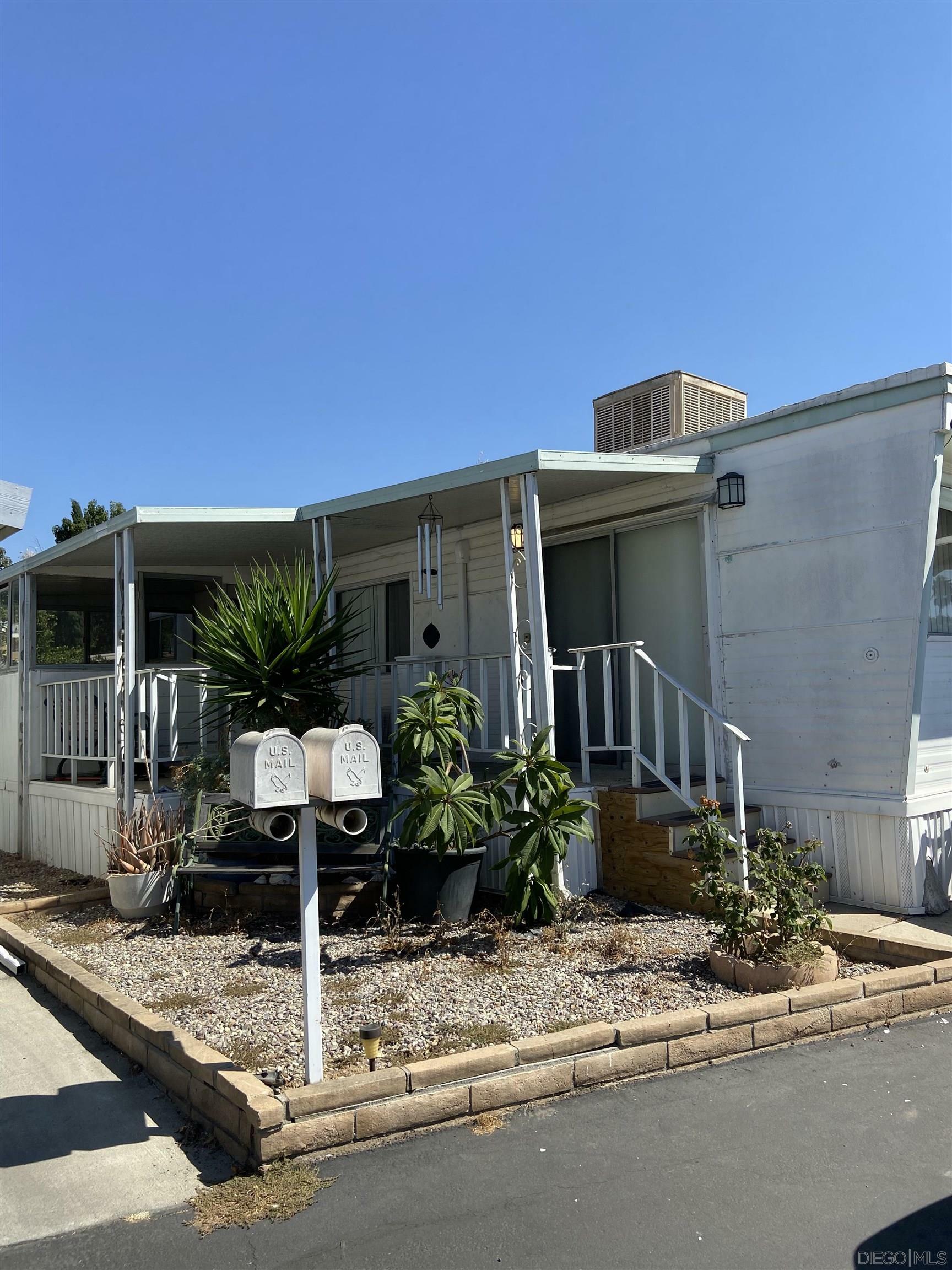 Property Photo:  351 E Bradley Ave 81  CA 92021 