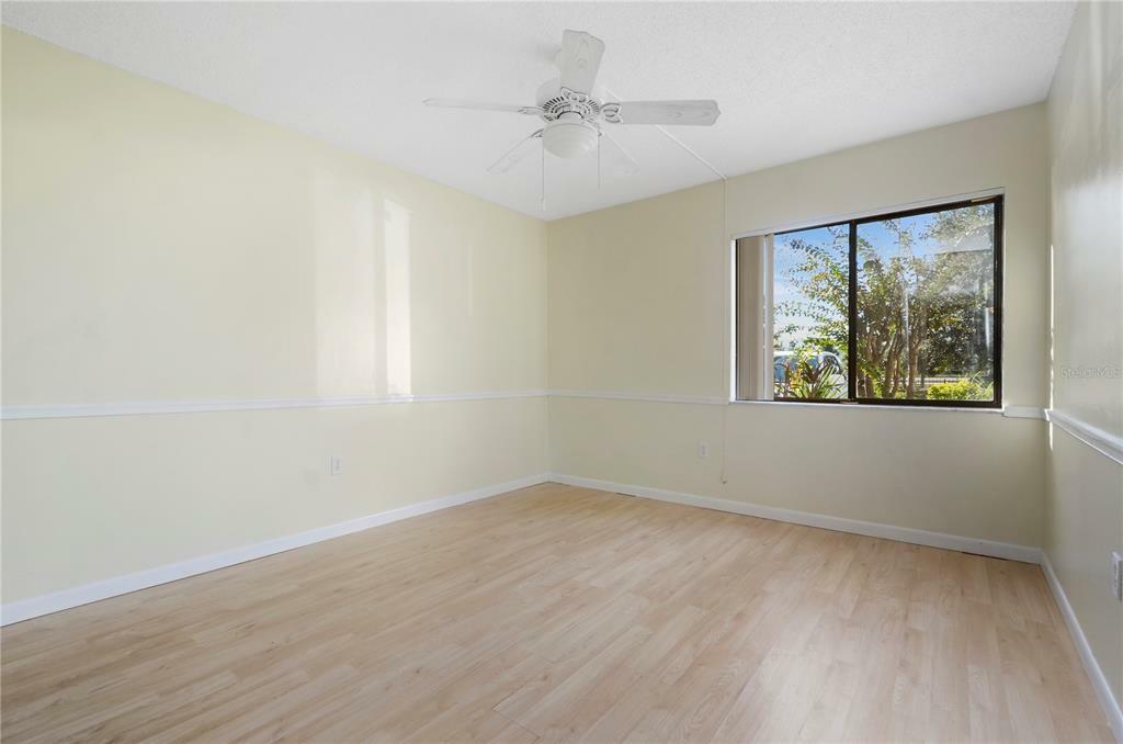 Property Photo:  5349 Vineland Road 104  FL 32811 