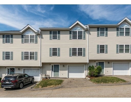Property Photo: 1005 Trapelo Rd 4 MA 02451