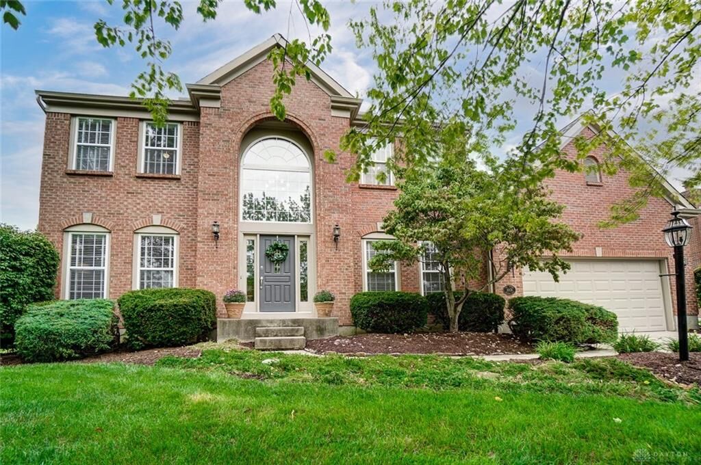 Property Photo: 10176 Tillman Road OH 45458