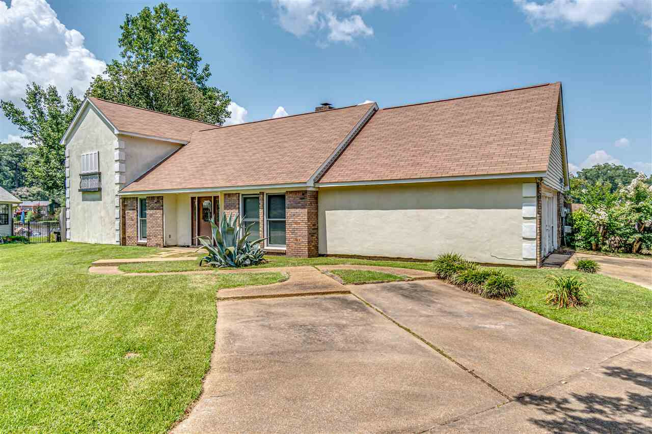 Property Photo:  105 Bayview Court  MS 39047 