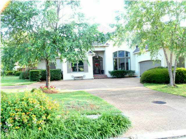 Property Photo:  496 Bellechase Place  MS 39110 